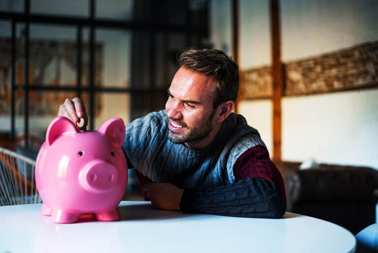 Cómo habla de dinero con su pareja
