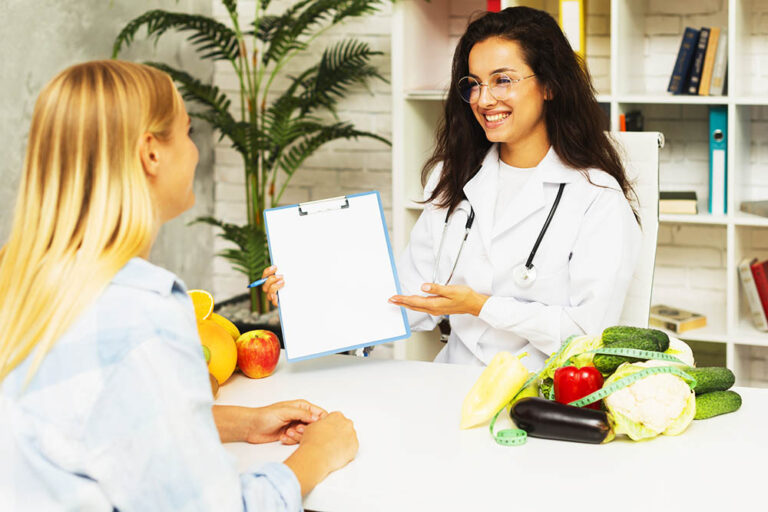 comer frutos secos para reducir el riesgo de cardiopatías.